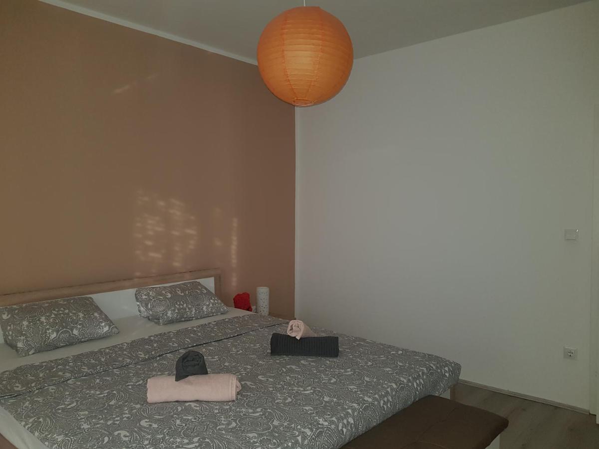 Apartmani Milutin Бродарица Экстерьер фото