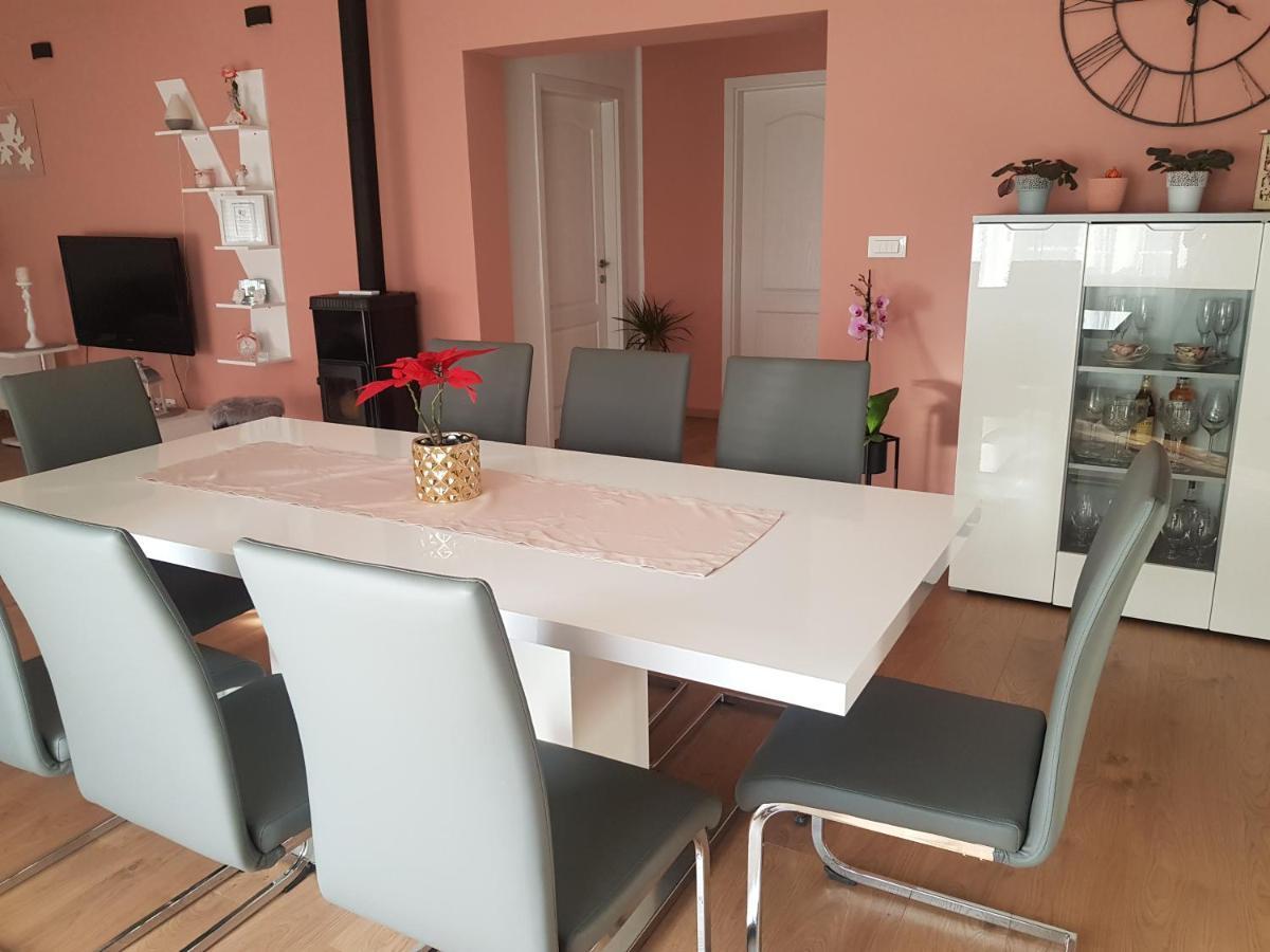Apartmani Milutin Бродарица Экстерьер фото