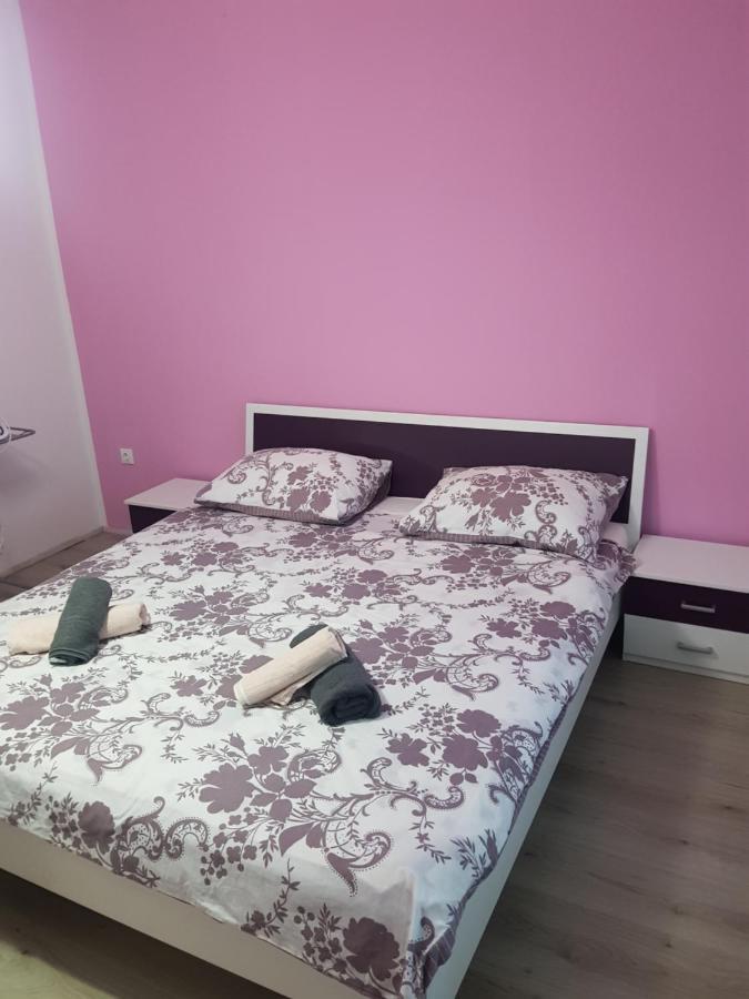 Apartmani Milutin Бродарица Экстерьер фото